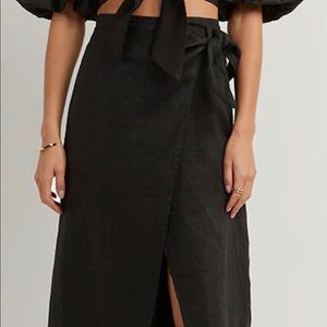 Dissh Black linen maxi wrap skirt